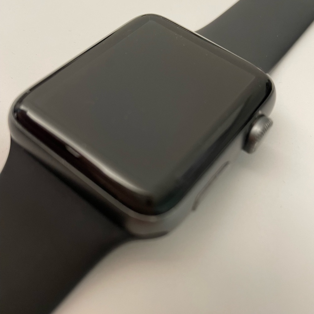Apple Watch Series 3 42mm Aluminum GPS - Picture 2 of 7